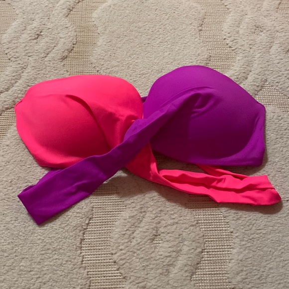 NWOT women’s Victoria’s Secret PINK bikini top. Size Medium - Picture 1 of 4
